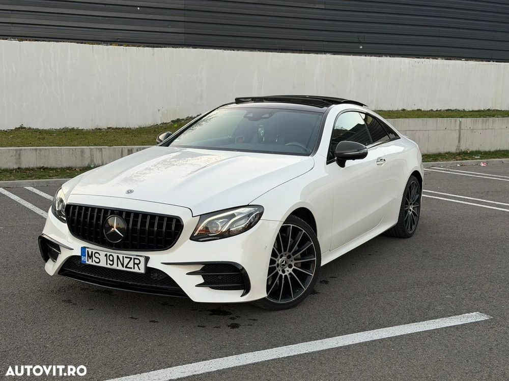 Mercedes-Benz E 220 d 4Matic Coupe 9G-TRONIC AMG Line - 2