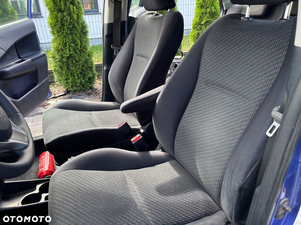 Toyota Verso S 1.33 Premium - 16
