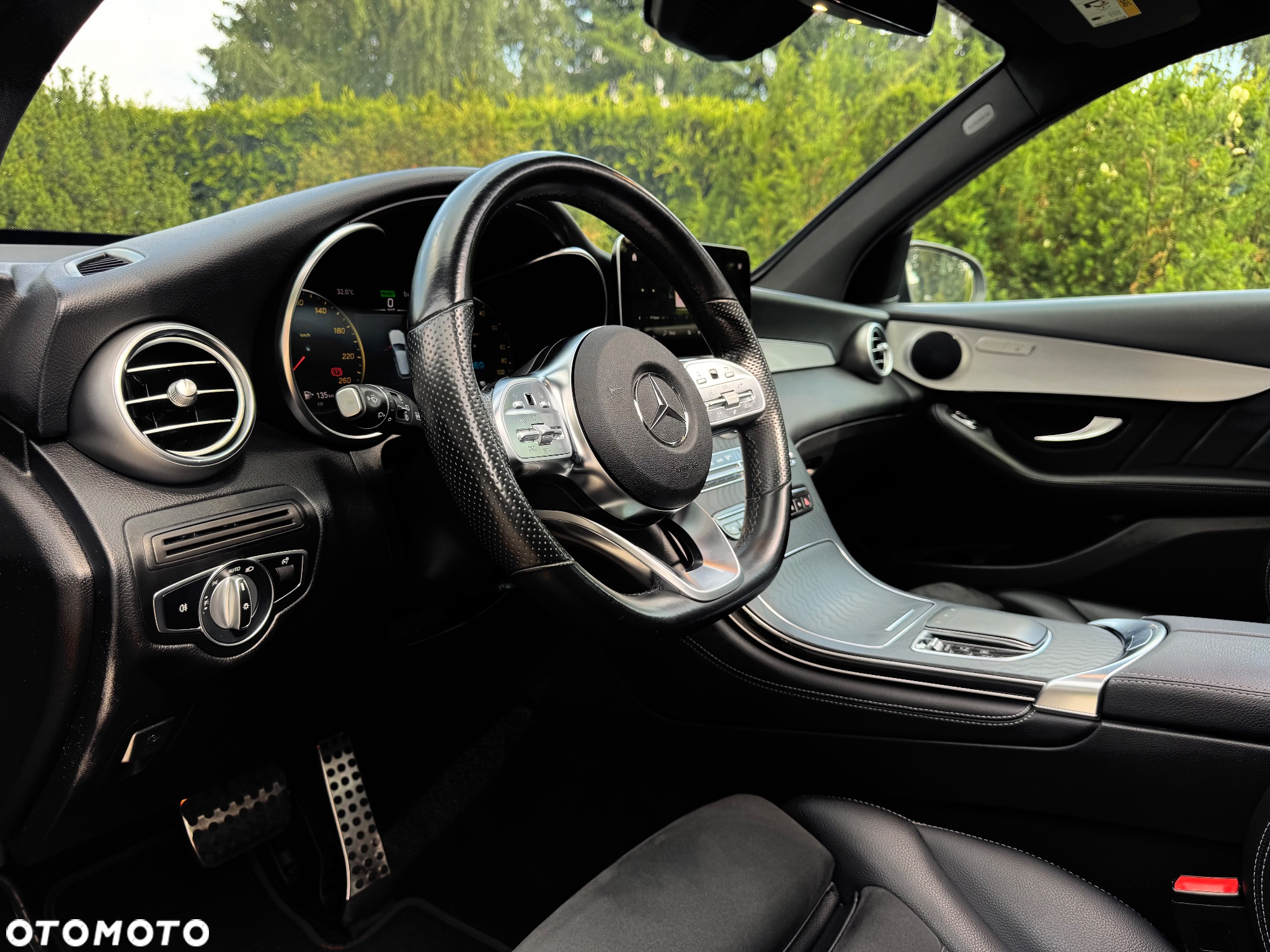 Mercedes-Benz GLC 220 d 4Matic 9G-TRONIC AMG Line - 30