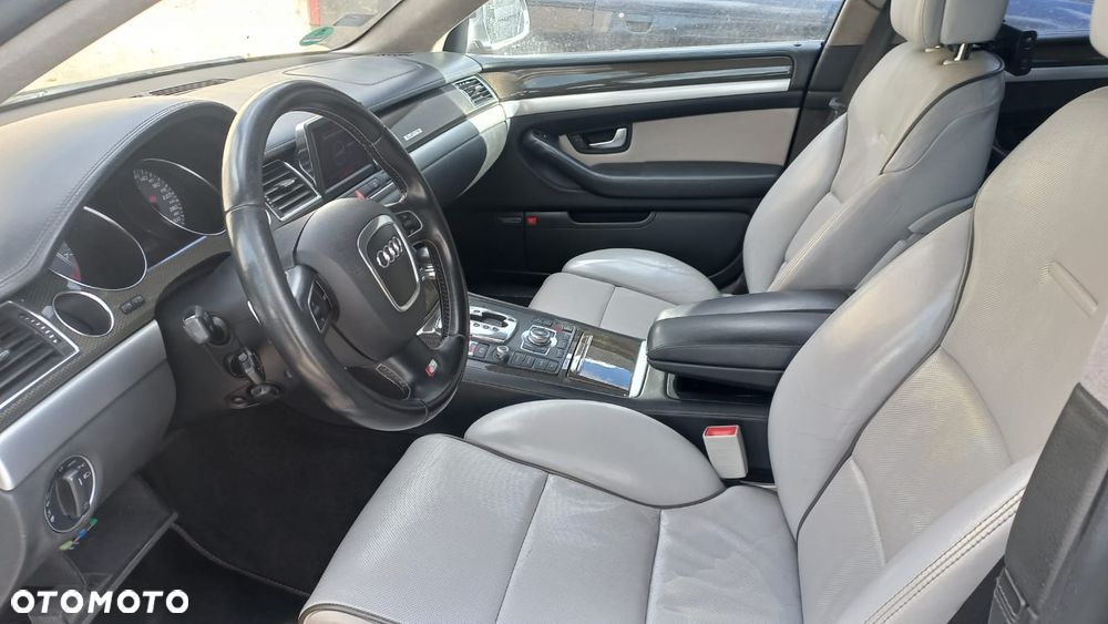 Audi A8 4.2 TDI Quattro - 14