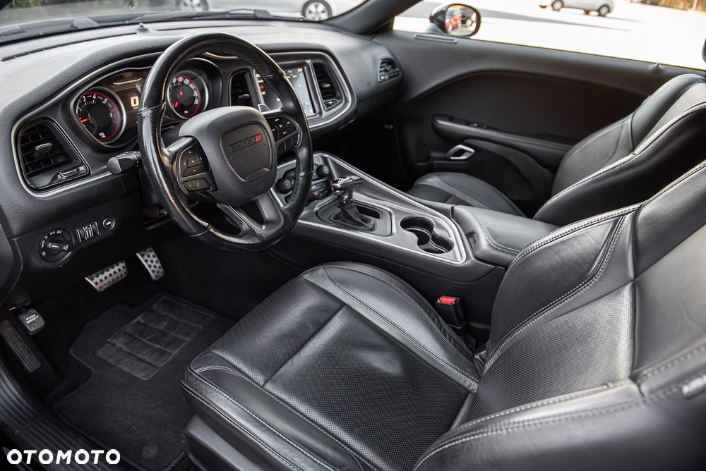Dodge Challenger Automatik SRT 392 - 17
