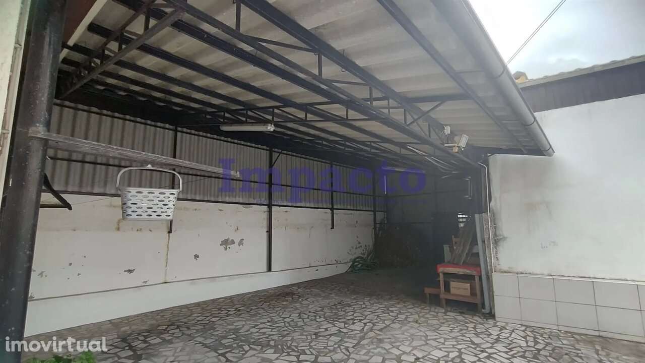 Moradia T3 isolada em São Roque, Oliveira de Azeméis - Grande imagem: 3/9