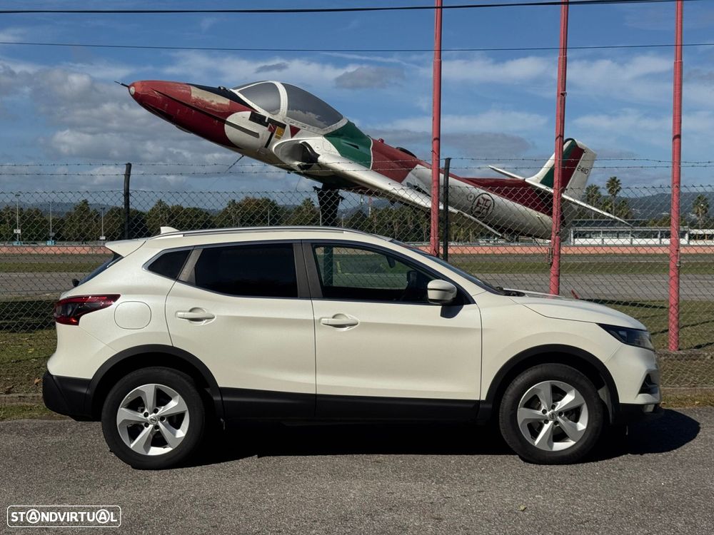 Nissan Qashqai 1.5 dCi N-Connecta J18+Led - 7