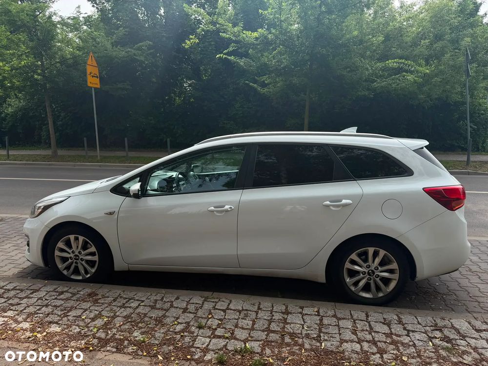 Kia Ceed 1.6 CRDi M DCT - 3