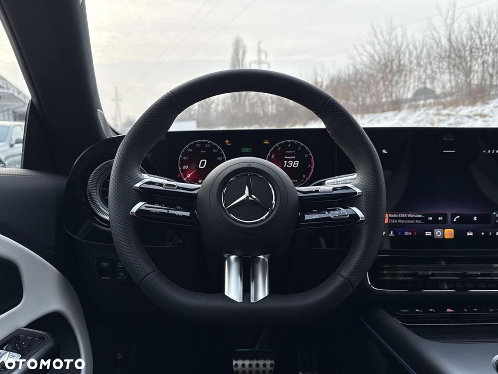 Mercedes-Benz CLA - 10