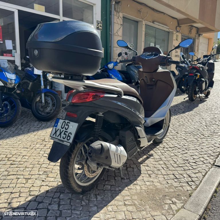 Piaggio Medley 125 - 23