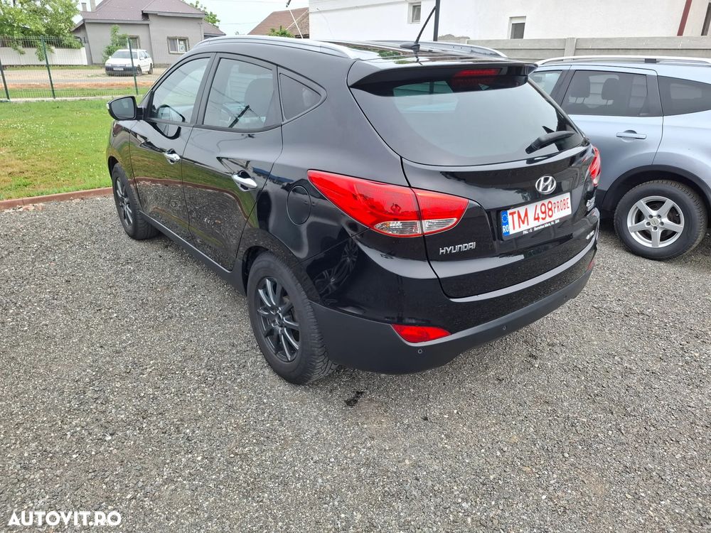 Hyundai ix35 2.0 CRDI 4WD Trend - 3