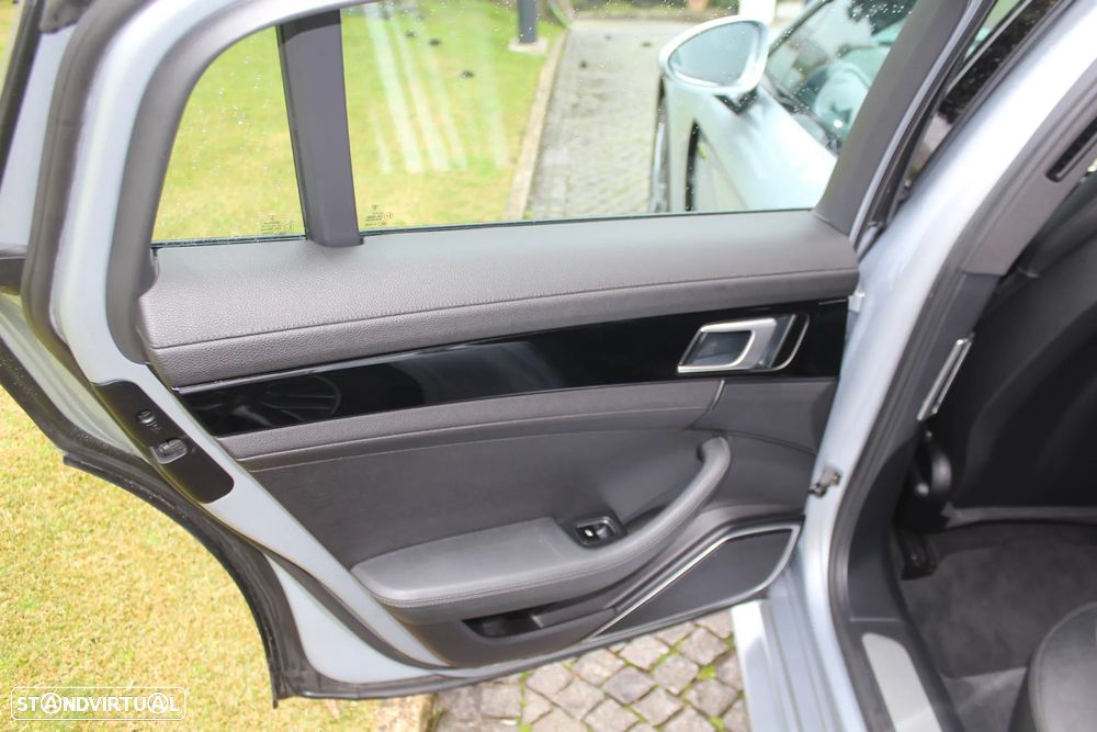 Porsche Panamera S Hybrid - 25