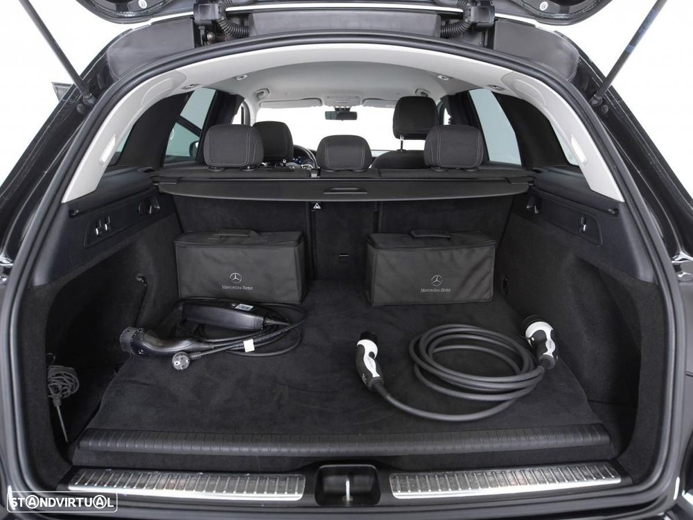 Mercedes-Benz GLC 300 de 4Matic - 13