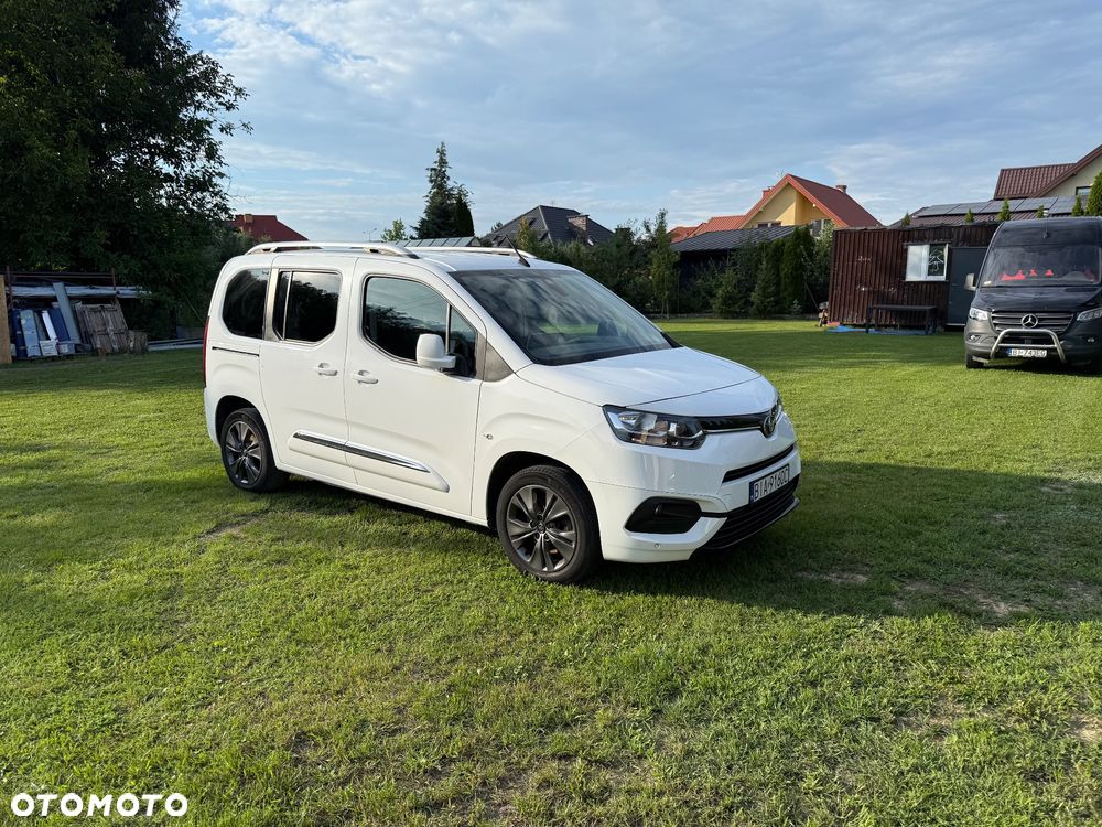 Toyota Proace City Verso 1.2 D-4T Family - 1