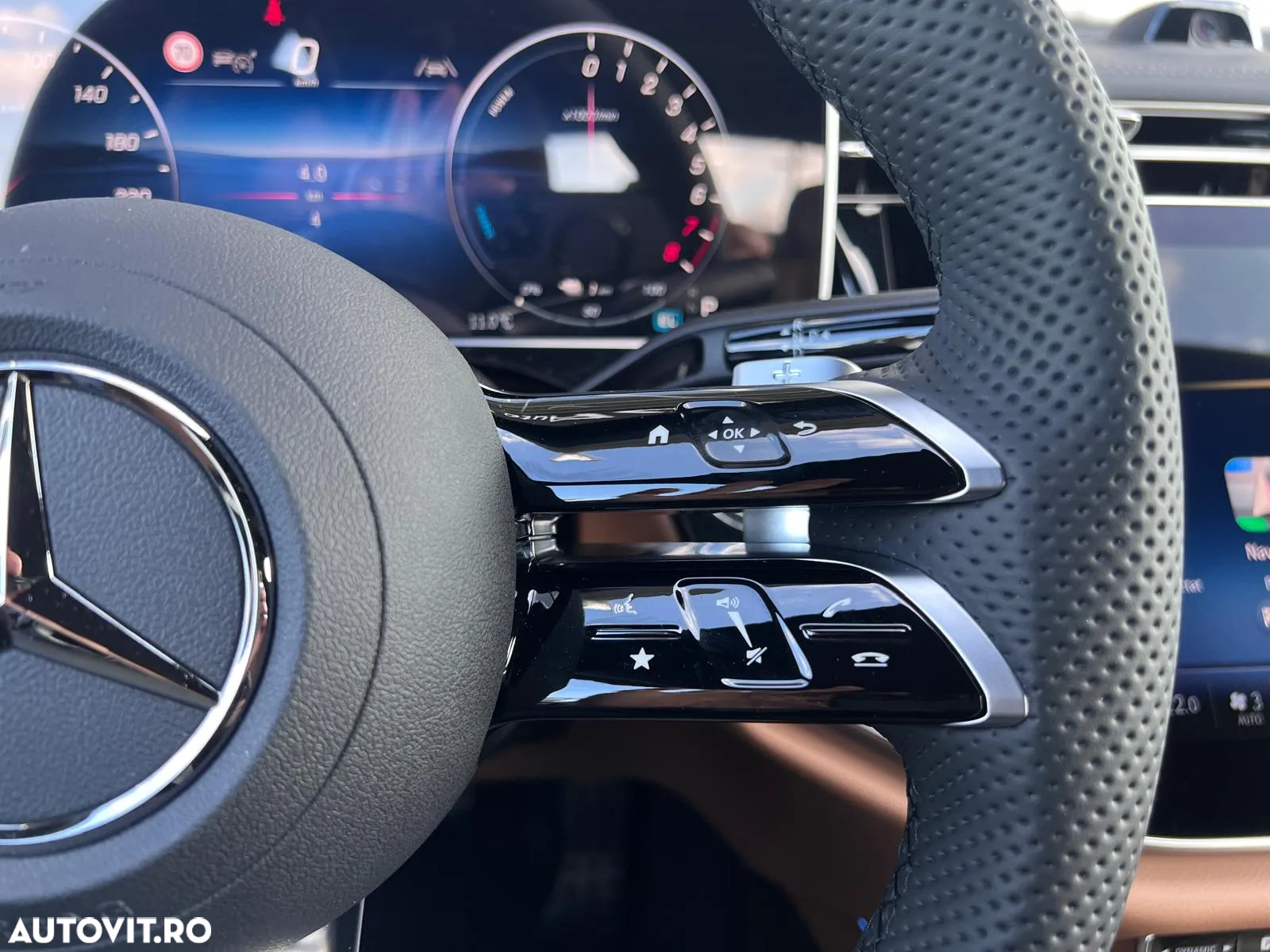 Mercedes-Benz E 300 4MATIC Aut. - 10