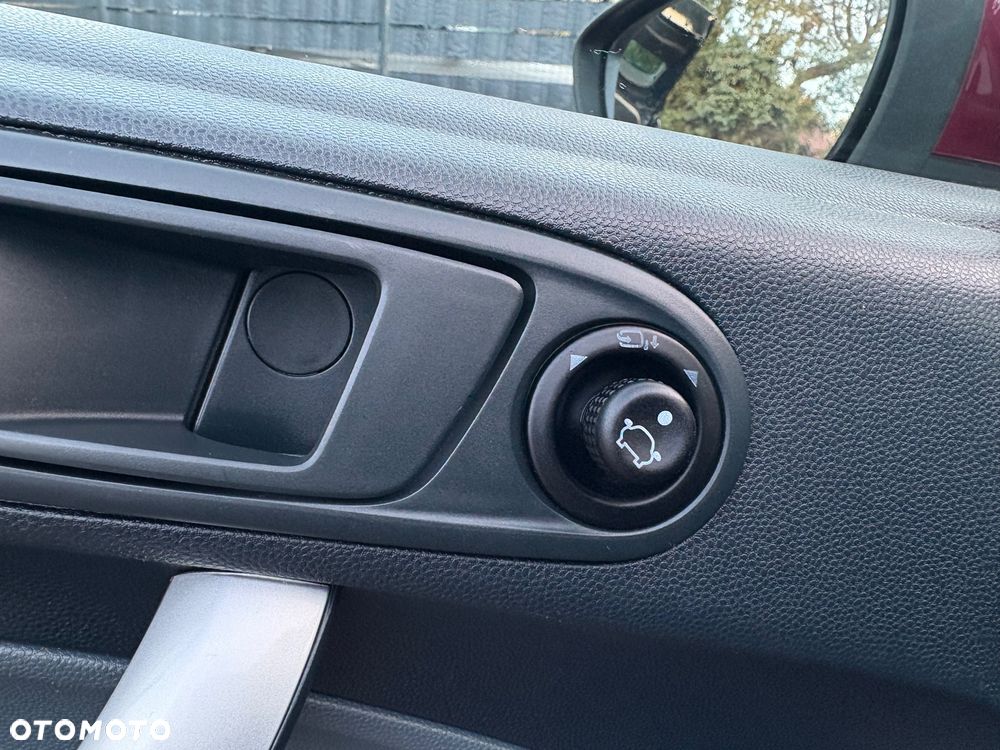 Ford Fiesta 1.4 Champions Edition - 24