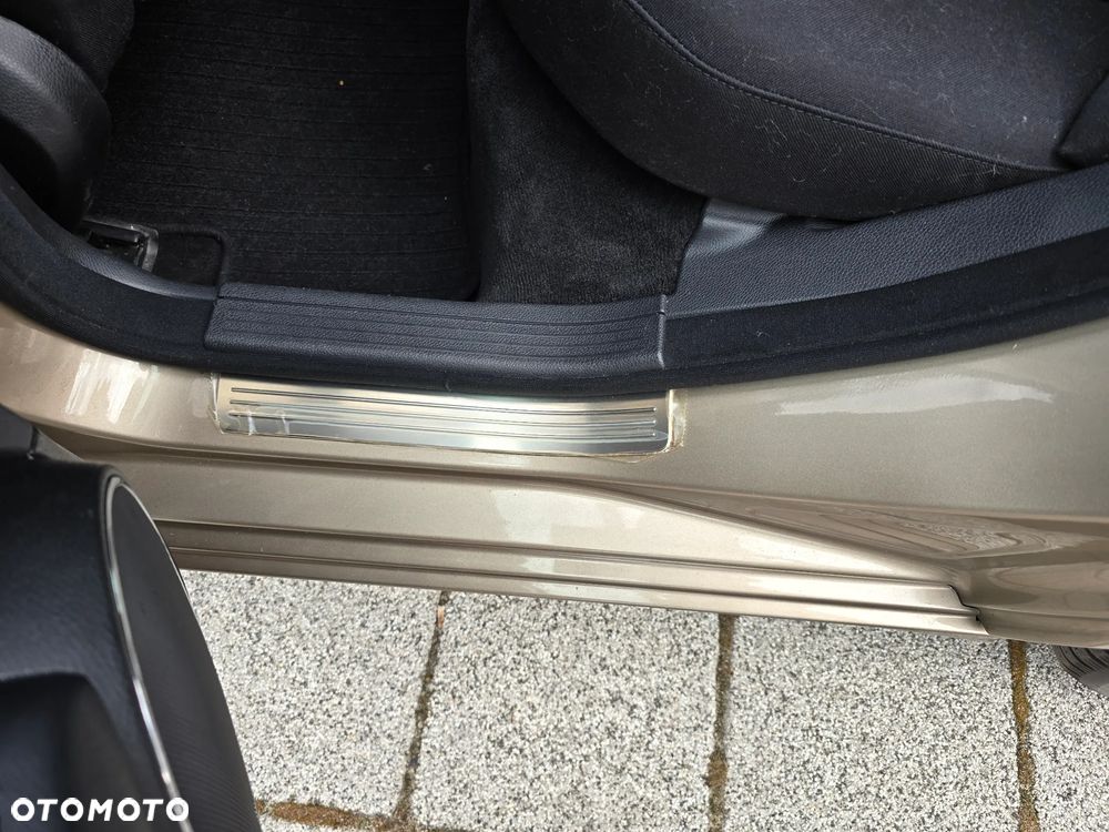 Mercedes-Benz Klasa C 180 Kompressor Automatik Elegance - 27