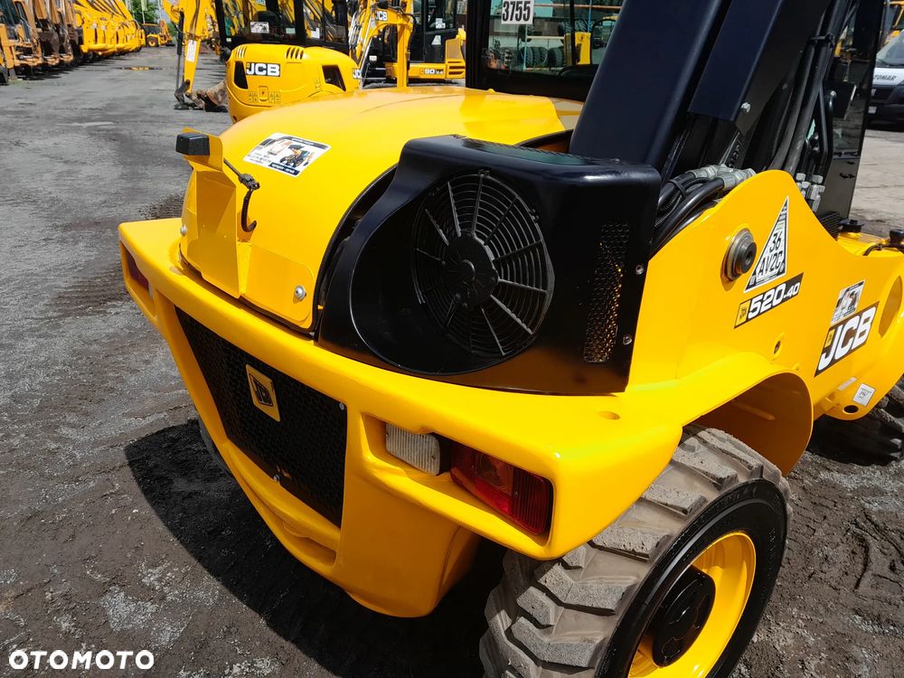 JCB 520-40 - 16