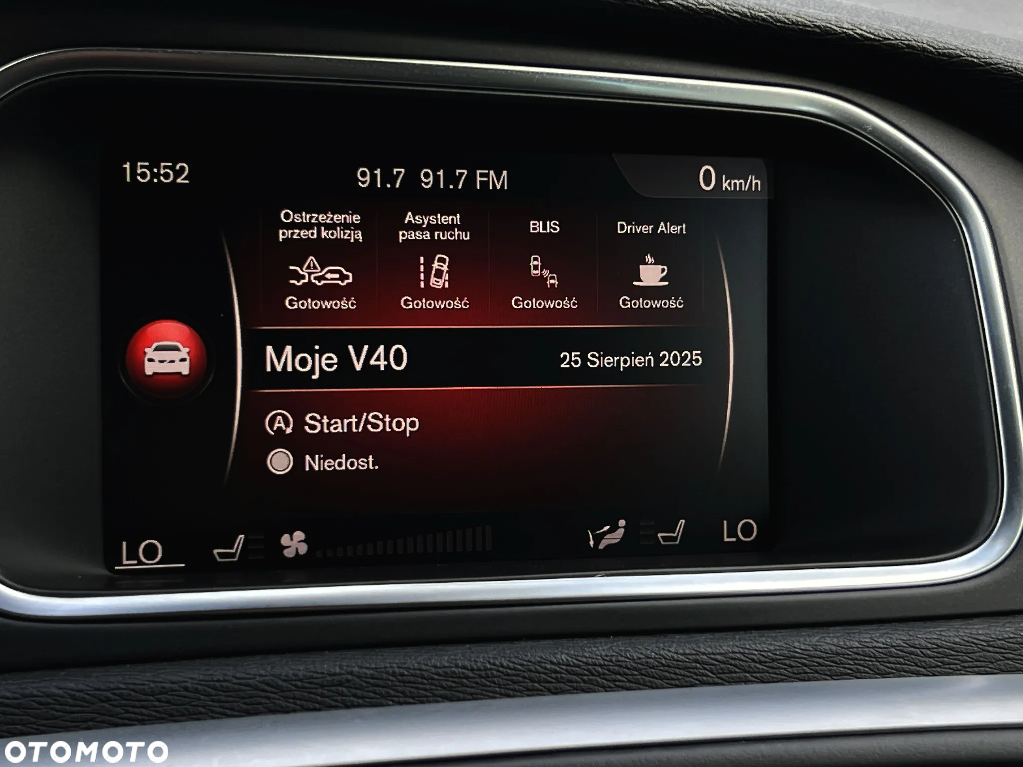 Volvo V40 Cross Country D4 Geartronic Momentum - 28