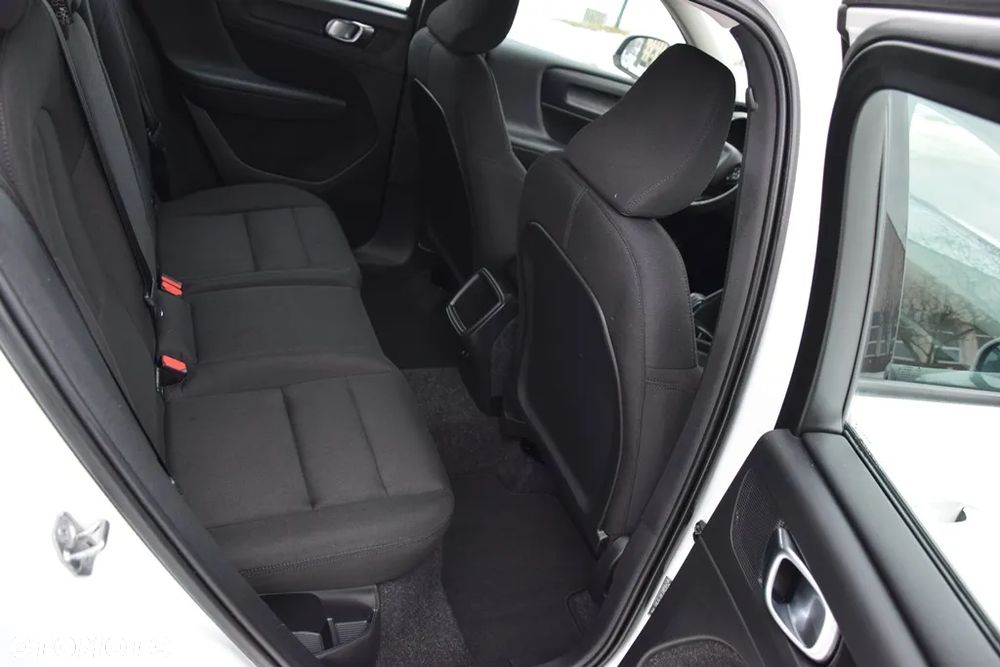 Volvo XC 40 T2 Essential - 15