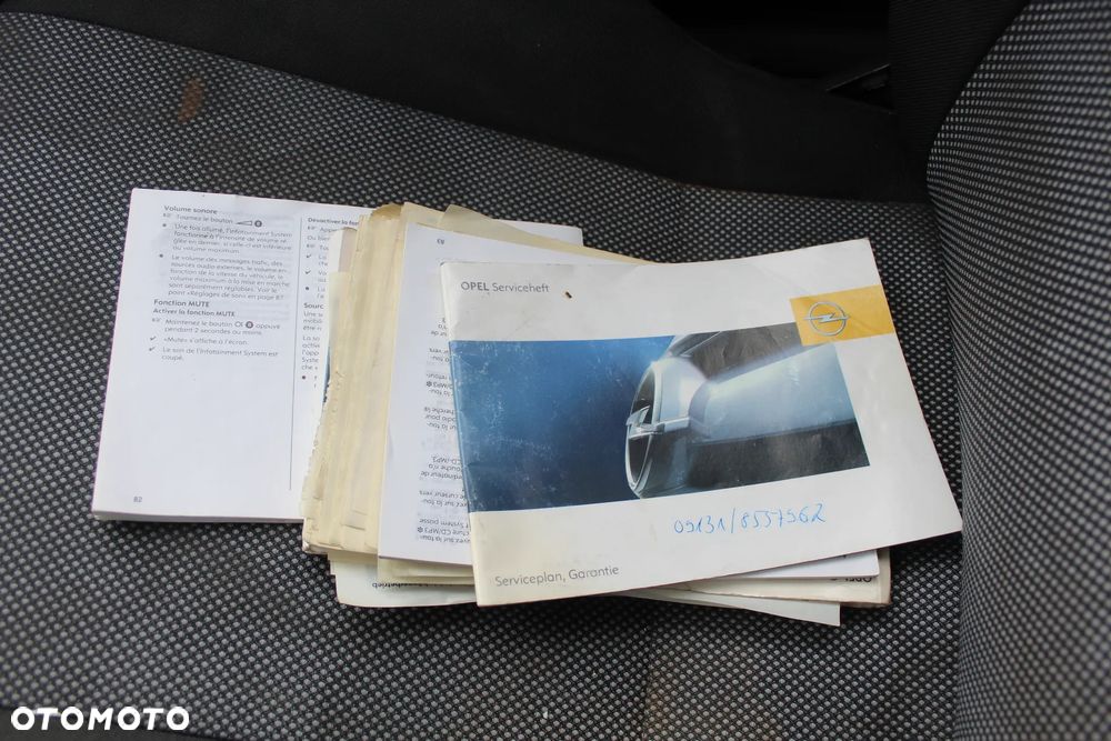 Opel Corsa 1.2 16V - 17