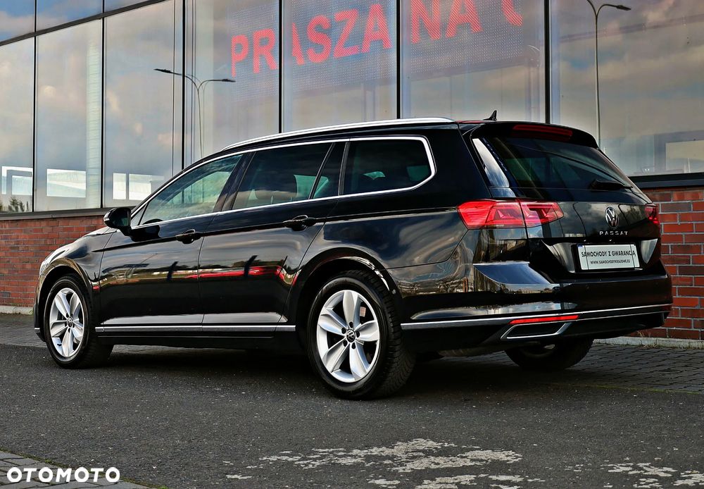 Volkswagen Passat Variant 2.0 TSI Elegance DSG - 9