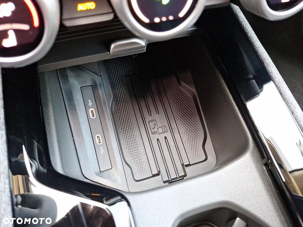 Skoda Superb 1.5 TSI mHEV Edition 130 DSG - 24