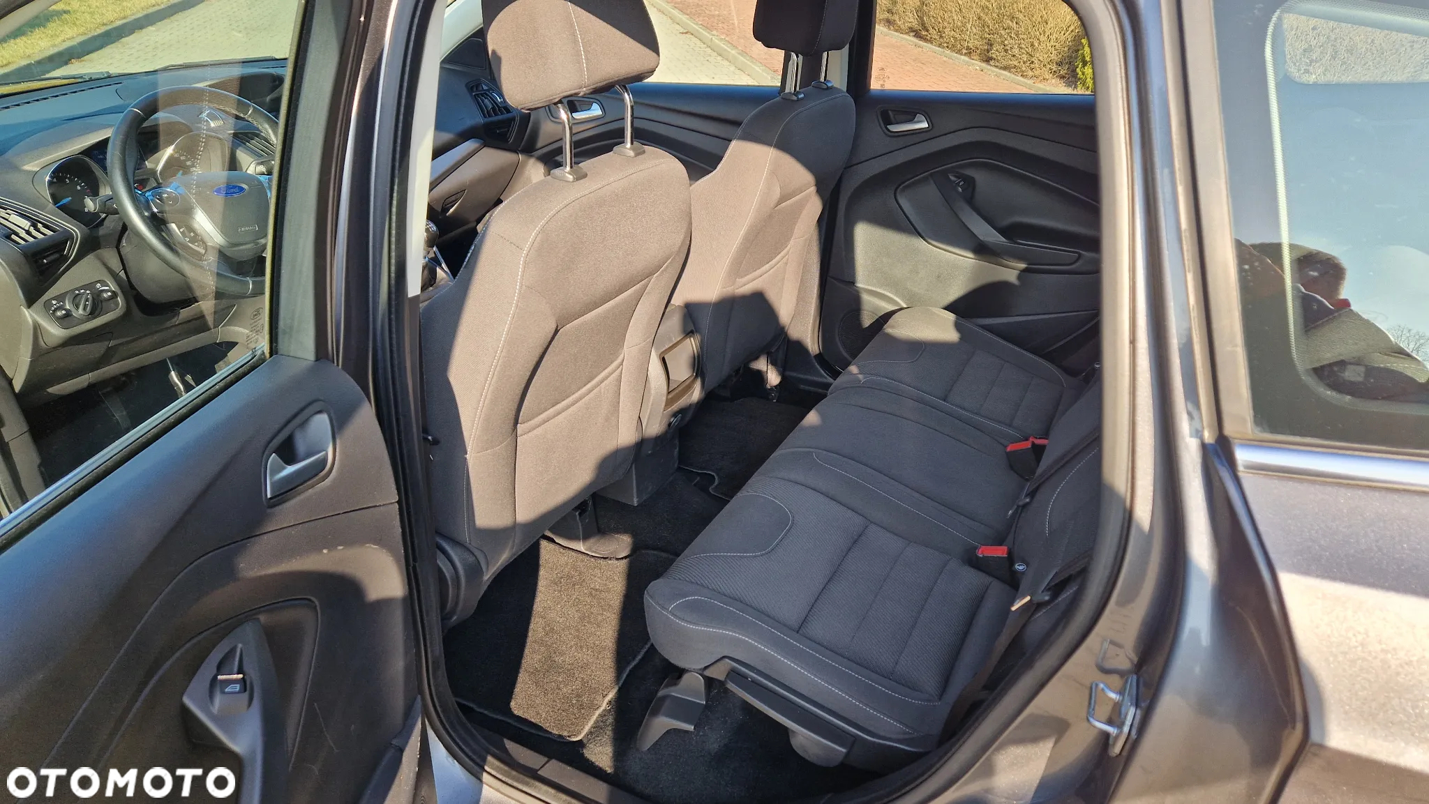 Ford Kuga 1.6 EcoBoost FWD Trend ASS - 9