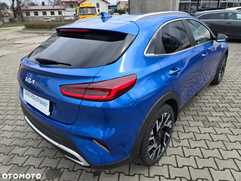 Kia XCeed 1.5 T-GDI M - 4
