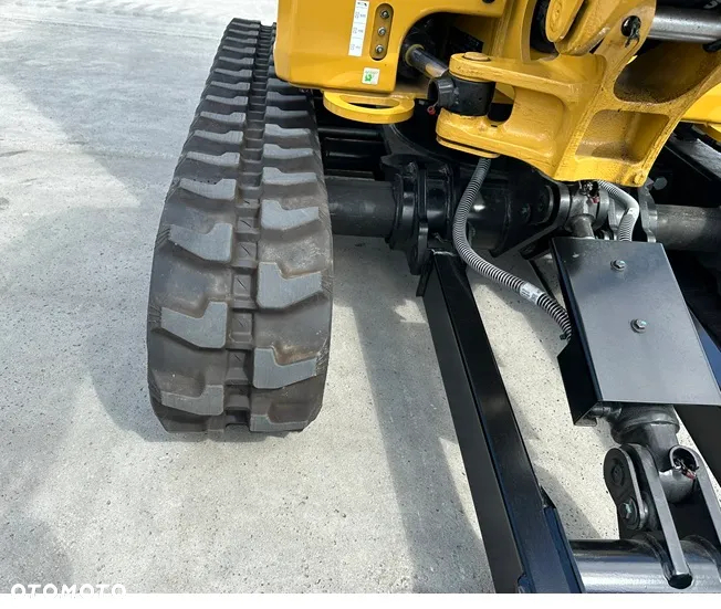 Caterpillar 301.8 - 12