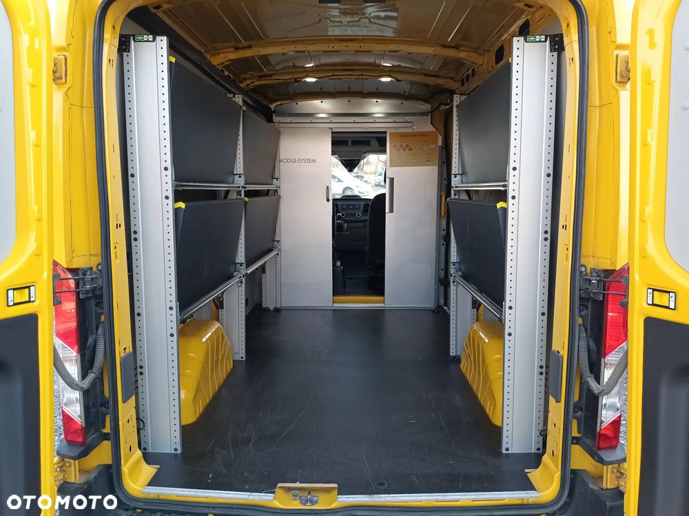 Ford Transit - 11