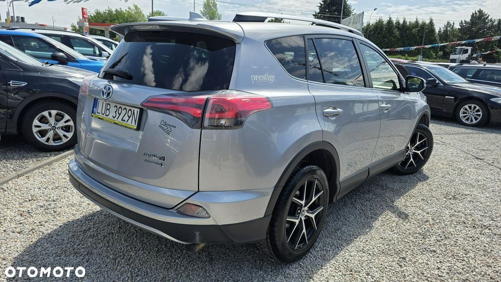 Toyota RAV4 - 11