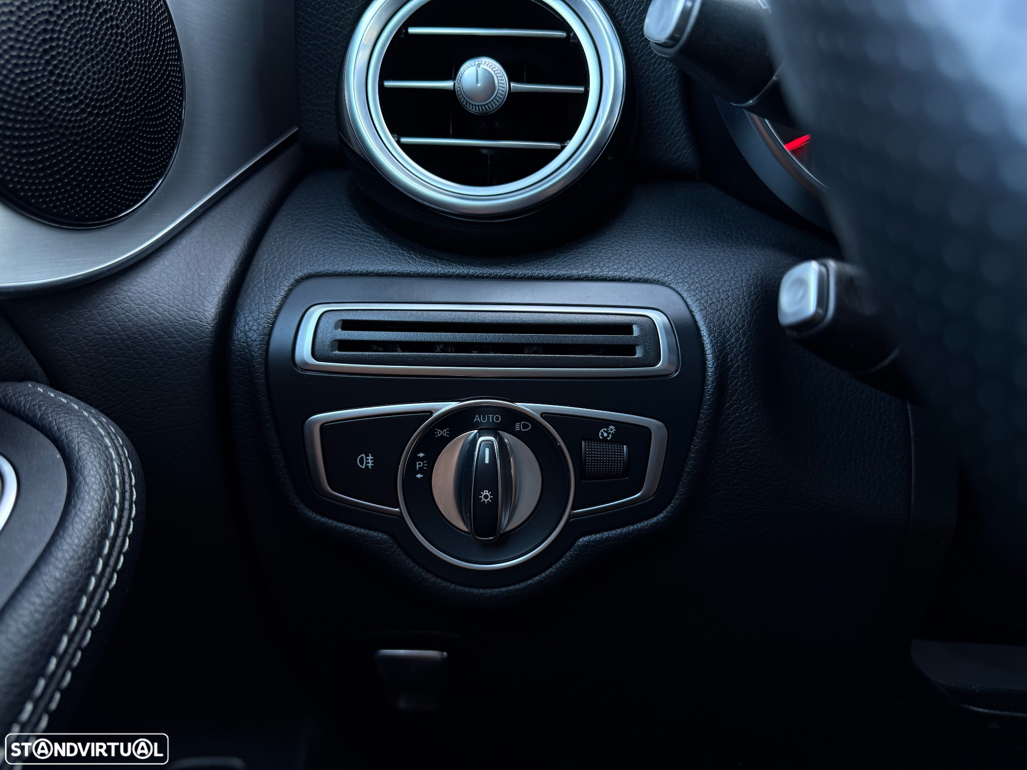 Mercedes-Benz GLC 250 d Coupé AMG Line 4-Matic - 30