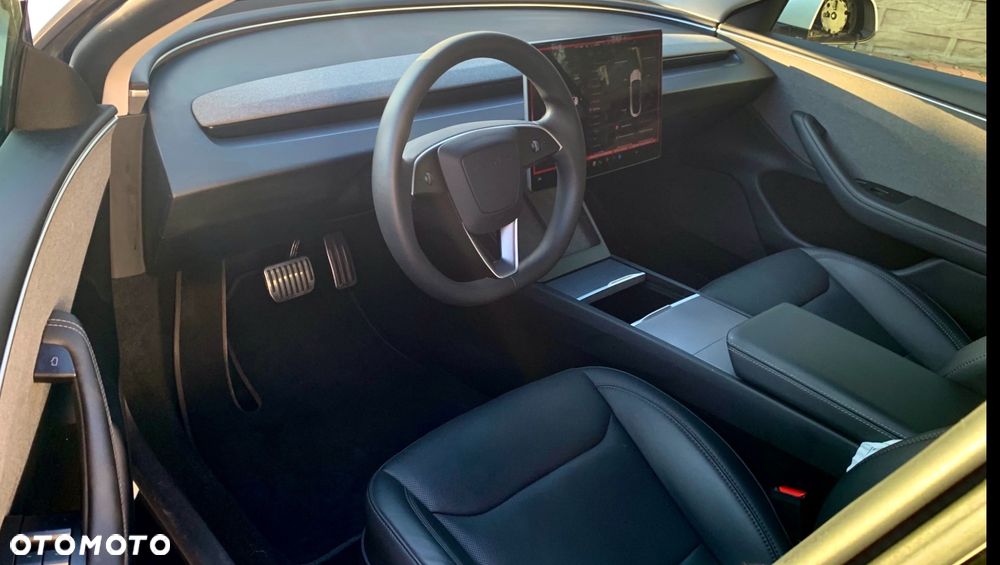 Tesla Model 3 RWD Premium - 9