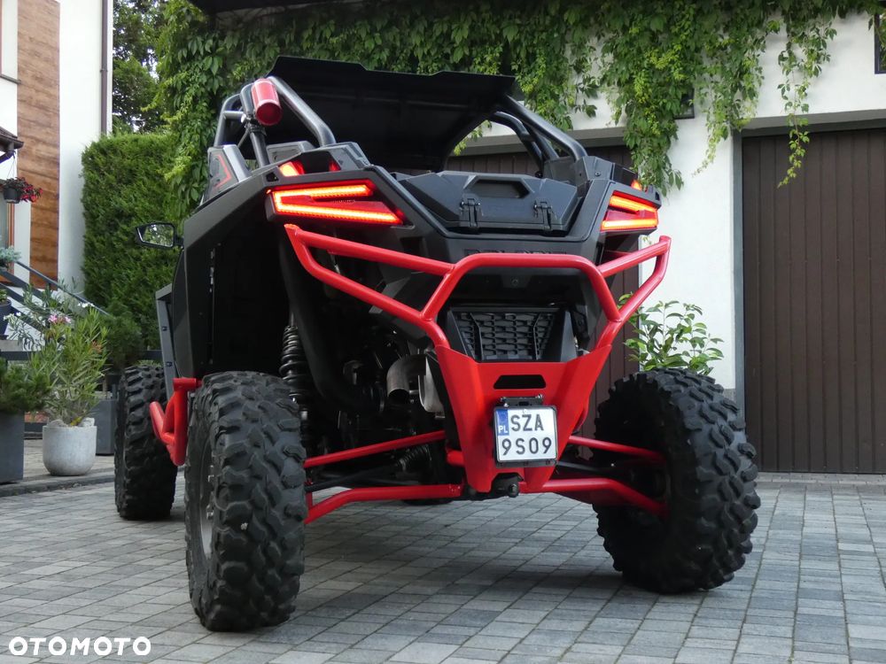 Polaris RZR - 16