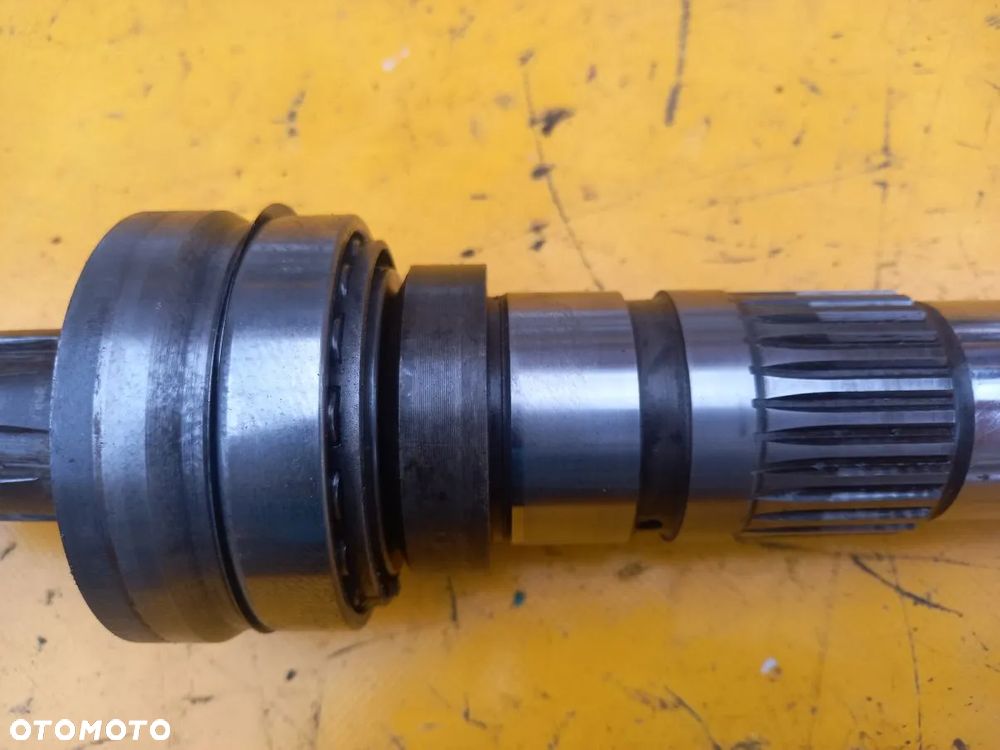 Kosz przedniego napędu Z48 przystawka Massey Ferguson 6180 - 21