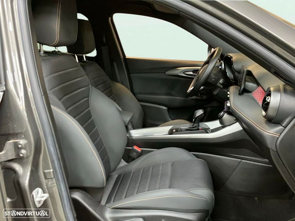Alfa Romeo Tonale 1.3 Plug-In Hybrid TI e-AWD - 16