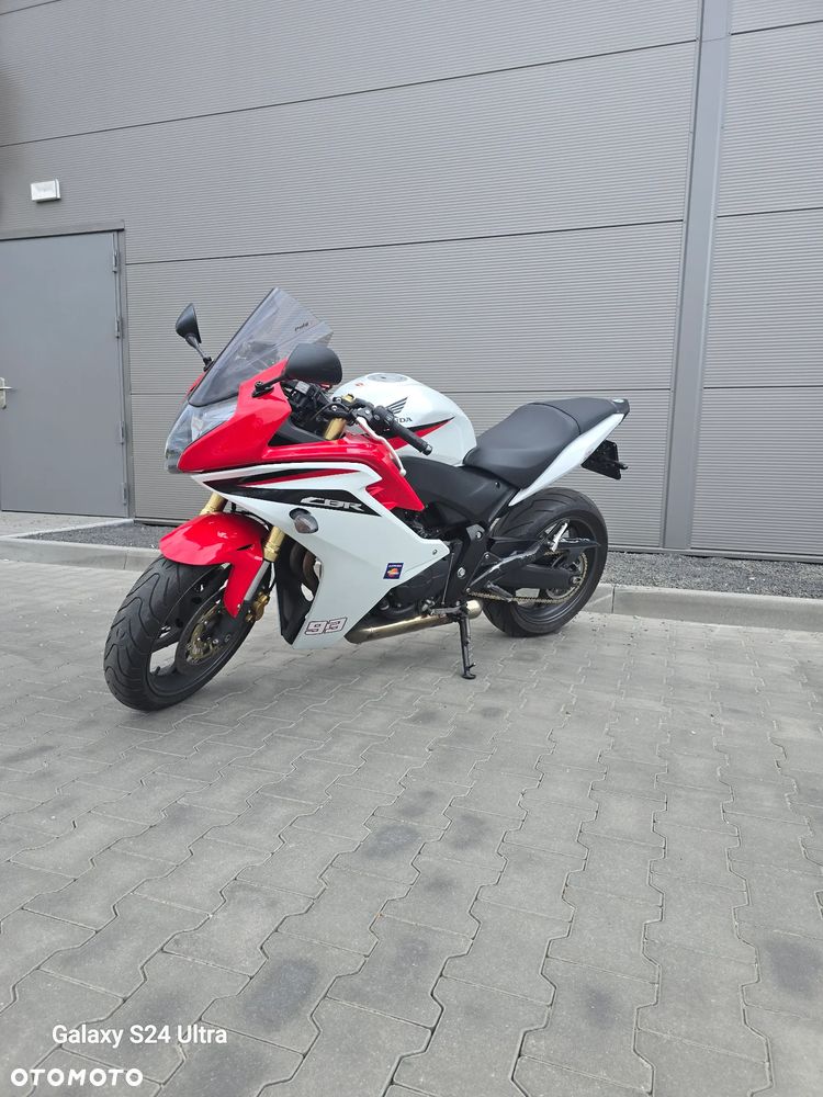 Honda CBR - 14