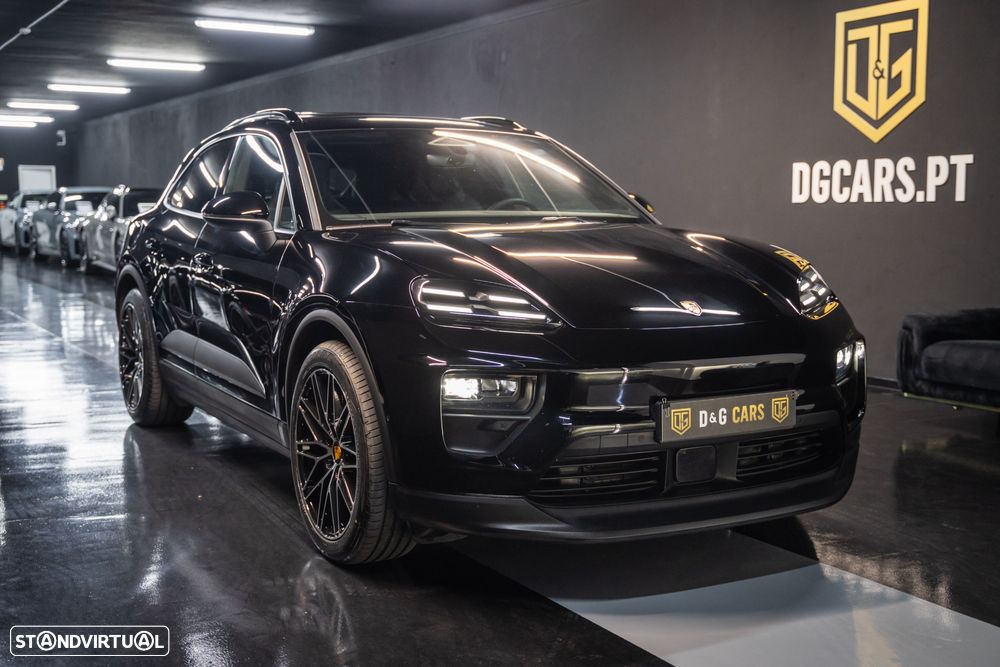 Porsche Macan Electric - 2
