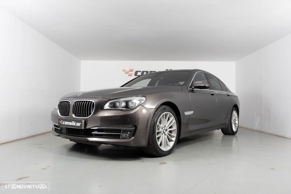 BMW 740 - 7