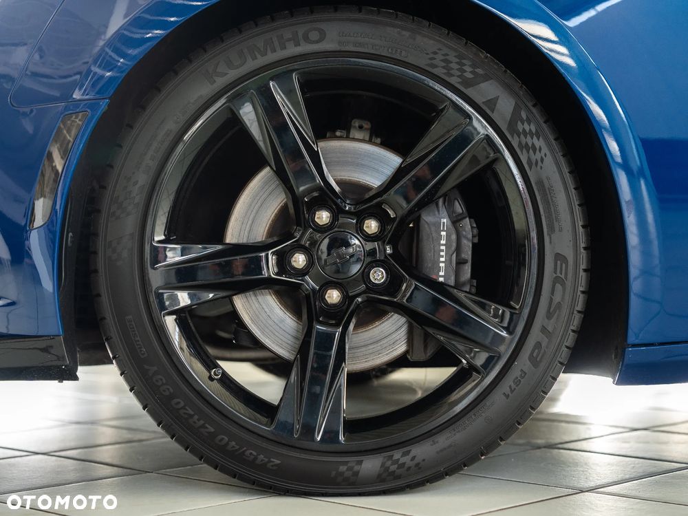 Chevrolet Camaro Coupe 6.2 V8 - 8