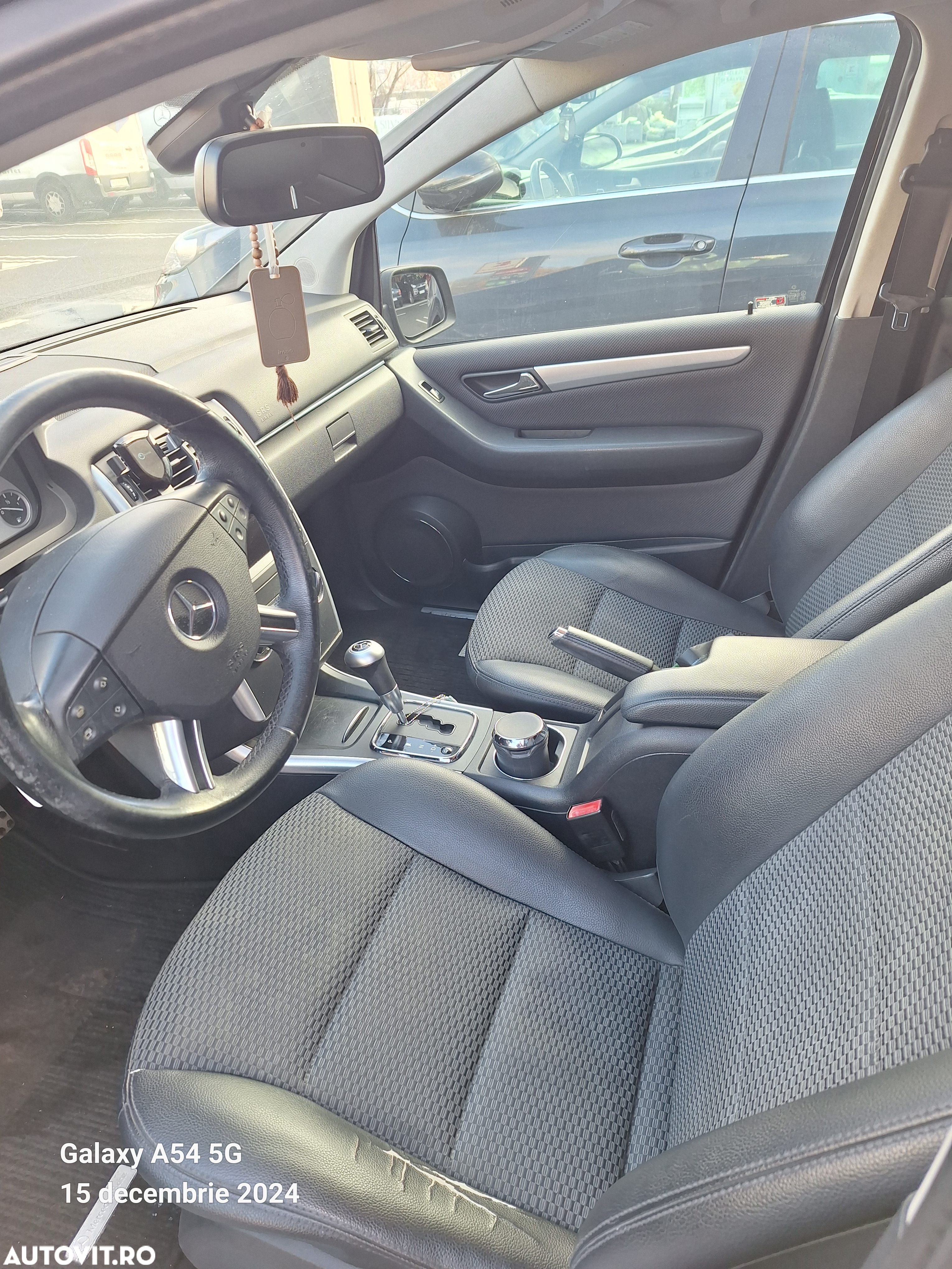 Mercedes-Benz B - 3