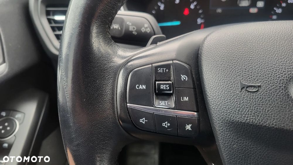 Ford Focus 1.5 EcoBlue Start-Stopp-System COOL&CONNECT - 16