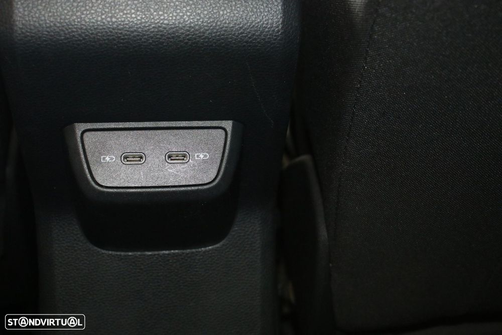 VW Taigo 1.0 TSI - 38