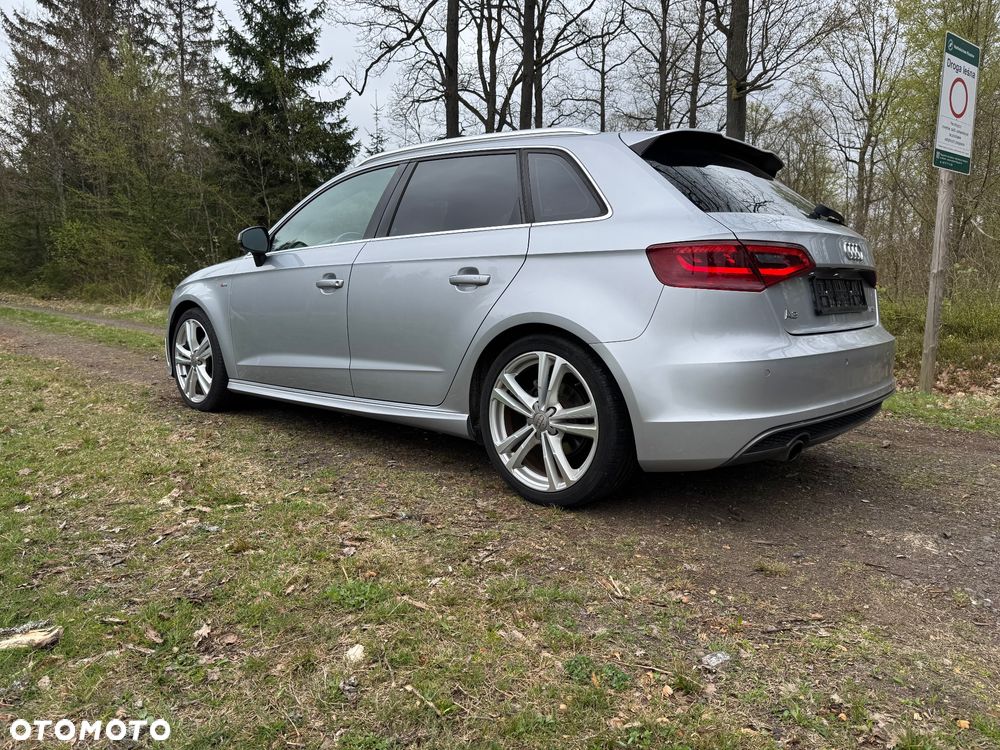 Audi A3 Sportback - 2