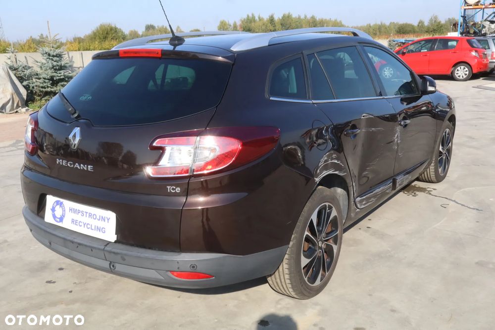 Renault Megane ENERGY TCe 130 Start & Stop Bose Edition - 4