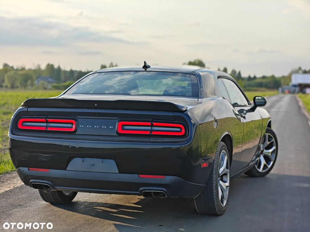Dodge Challenger 3.6 SXT Plus - 2