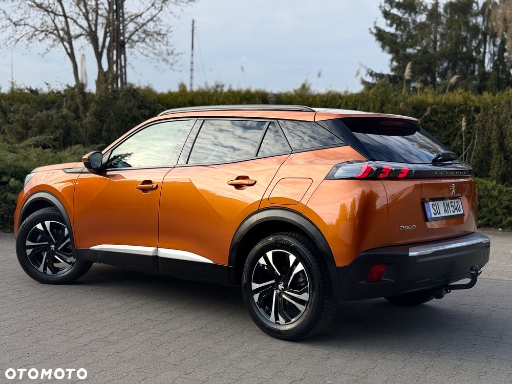 Peugeot 2008 BlueHDi 130 EAT8 Allure Pack - 4