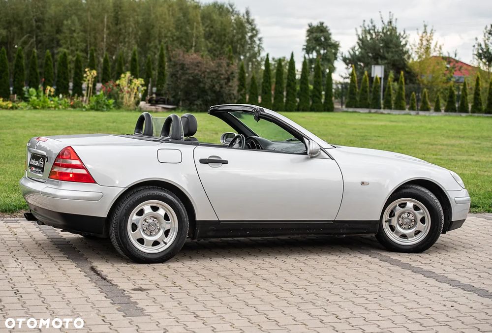 Mercedes-Benz SLK 200 - 13