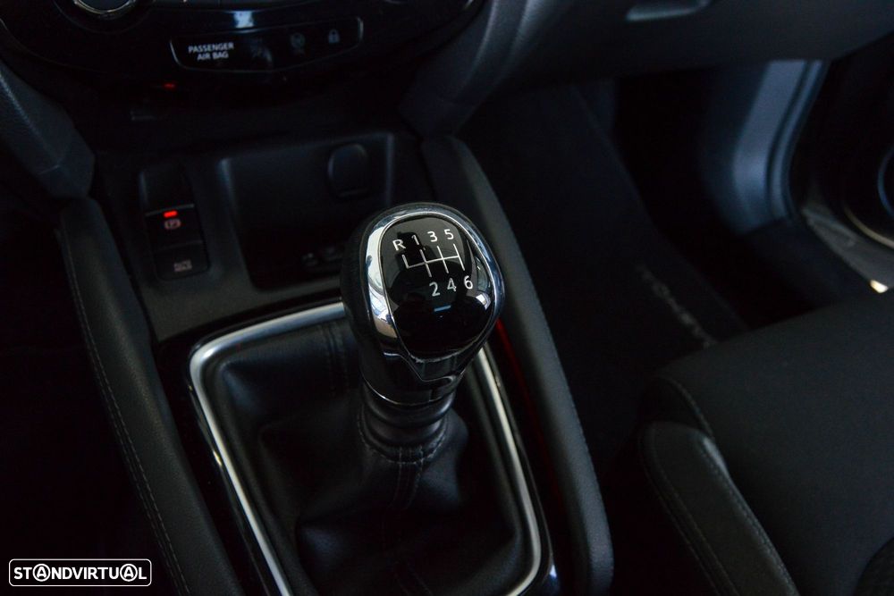 Nissan Qashqai 1.5 dCi N-Connecta - 46