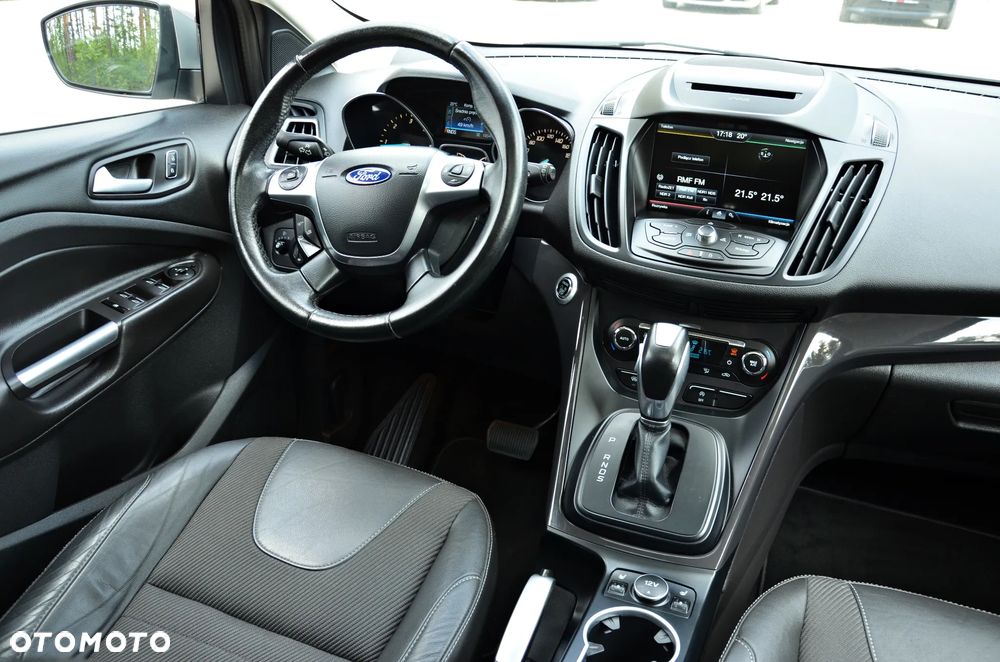 Ford Kuga 2.0 TDCi 4x4 Titanium - 36