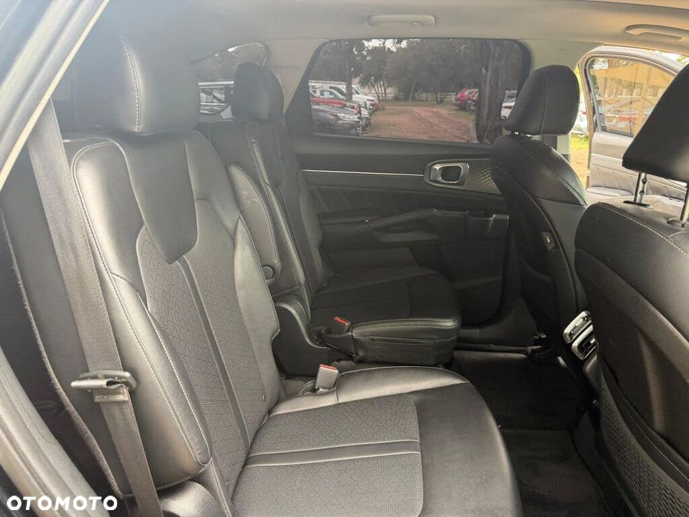 Kia Sorento - 17