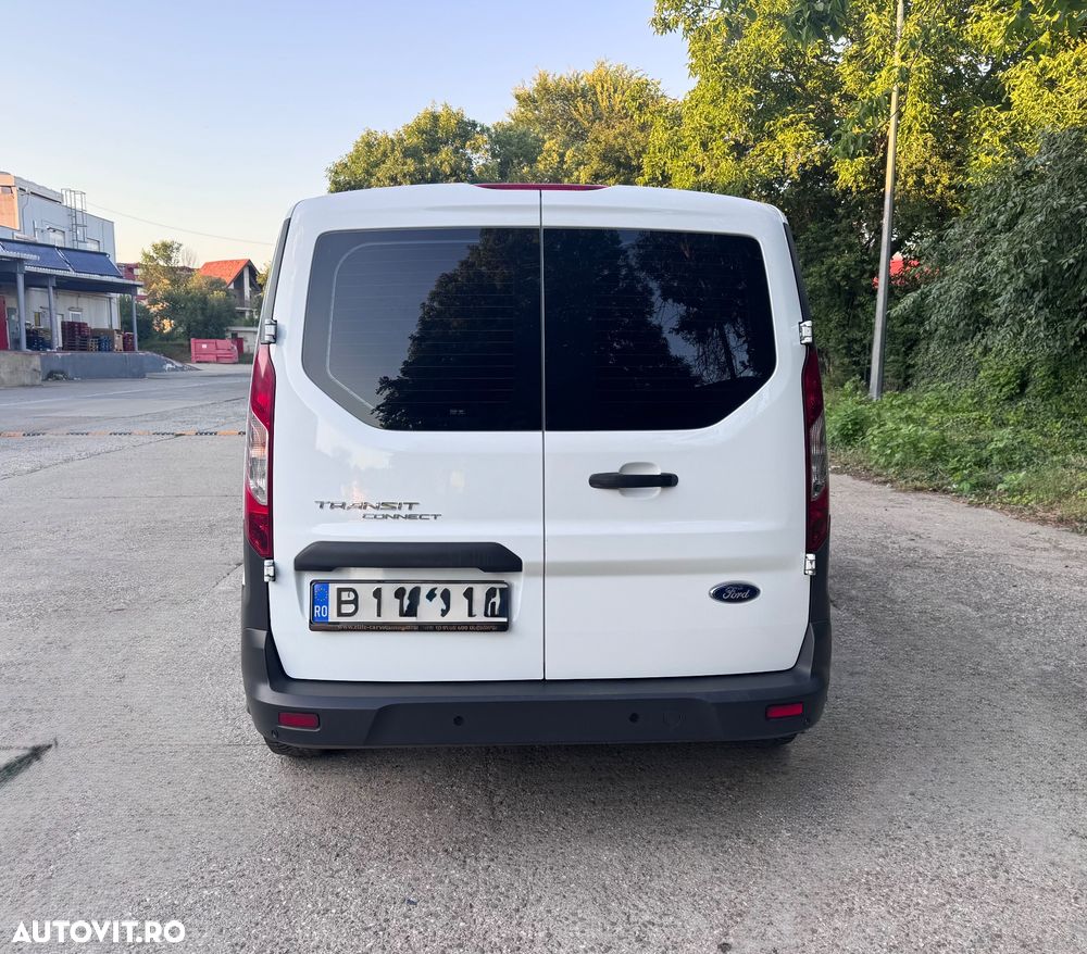 Ford Transit Connect - 11