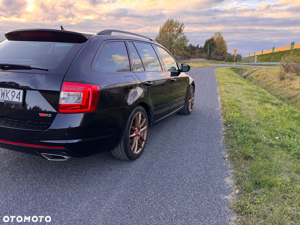 Skoda Octavia 2.0 TDI RS DSG - 7
